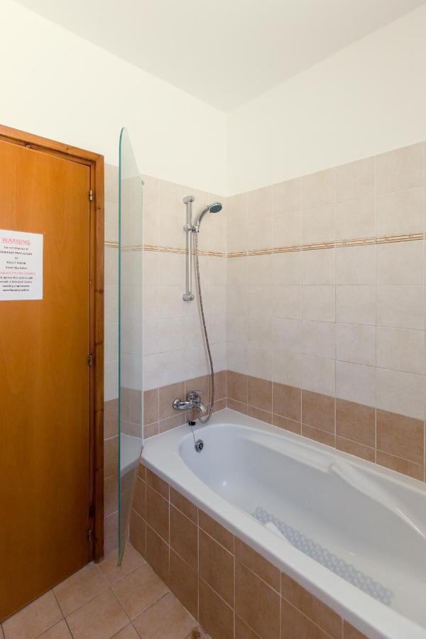 Villa Galya Protaras Eksteriør billede